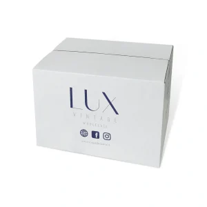 Mix di vestiti anni '50, '60 e '70